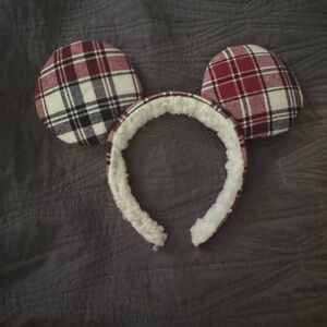 Disney Sherpa ears